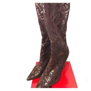 Women’s Caliente Brown & Bronze Boots. Size 11.